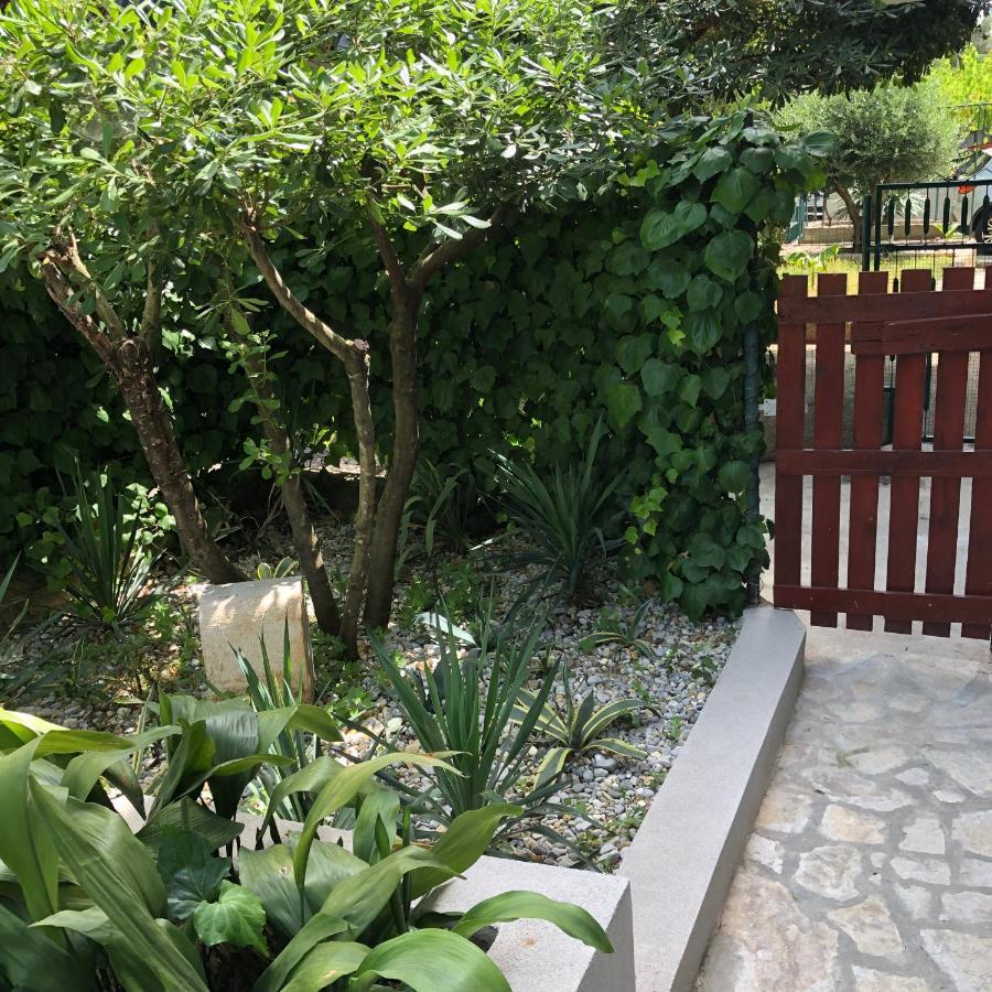 Apartment Giardino Rijeka Exteriör bild