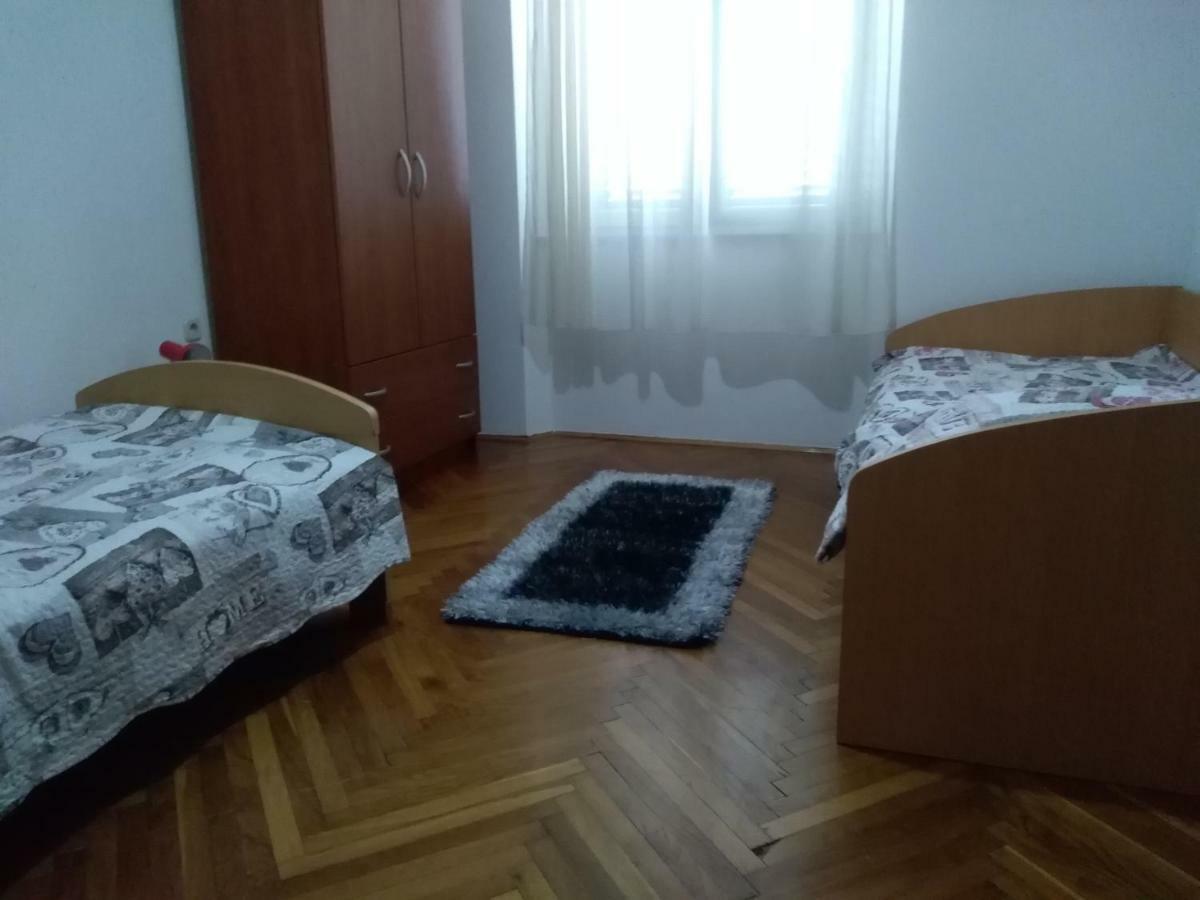 Apartment Giardino Rijeka Exteriör bild